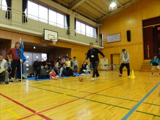 競技名「タマりませんネェ」