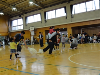 競技名「パパ・ママ早く!」