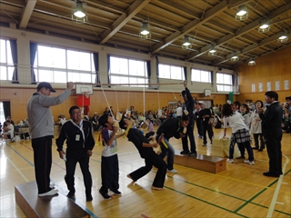 競技名「パン食い競争」