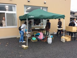から揚げ準備